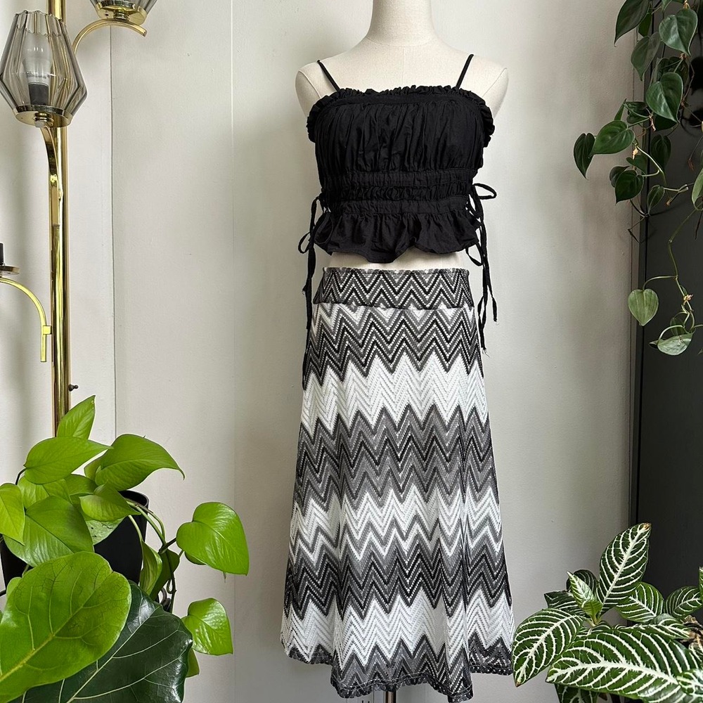 Zac and Rachel Womens Black White Chevron Mesh Midi Skirt Elastic Waist Size M